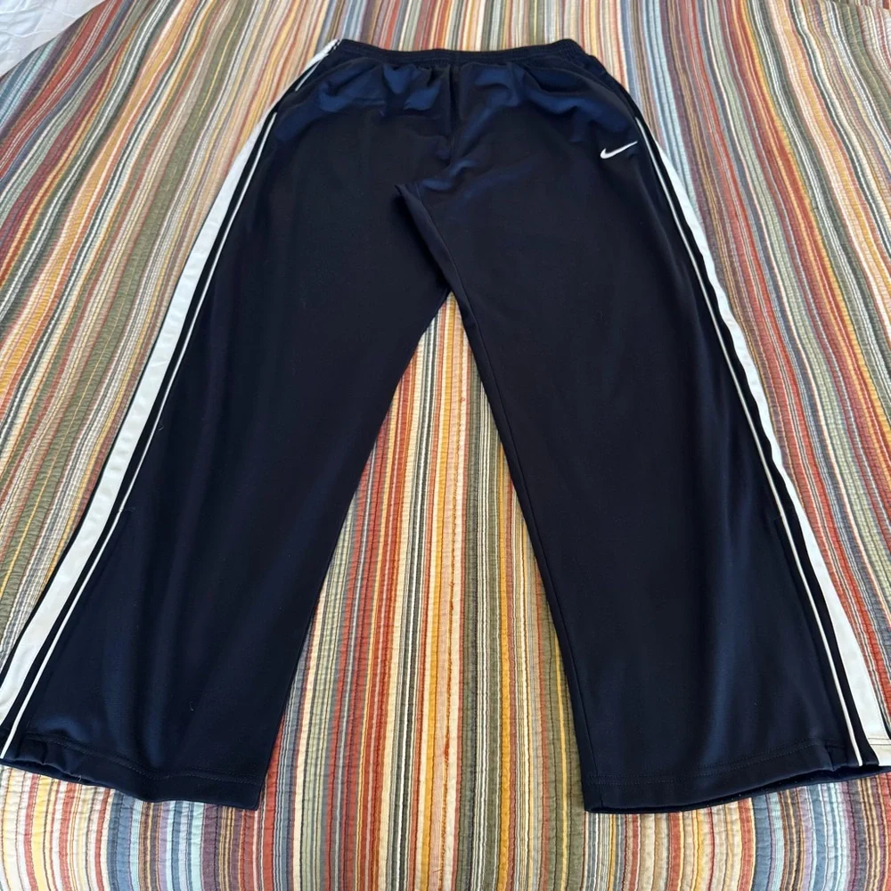 Nike Men's Navy Blue/White 2 piece tracksuit. Jacket 2XLT. Pants XLT sweatsuit